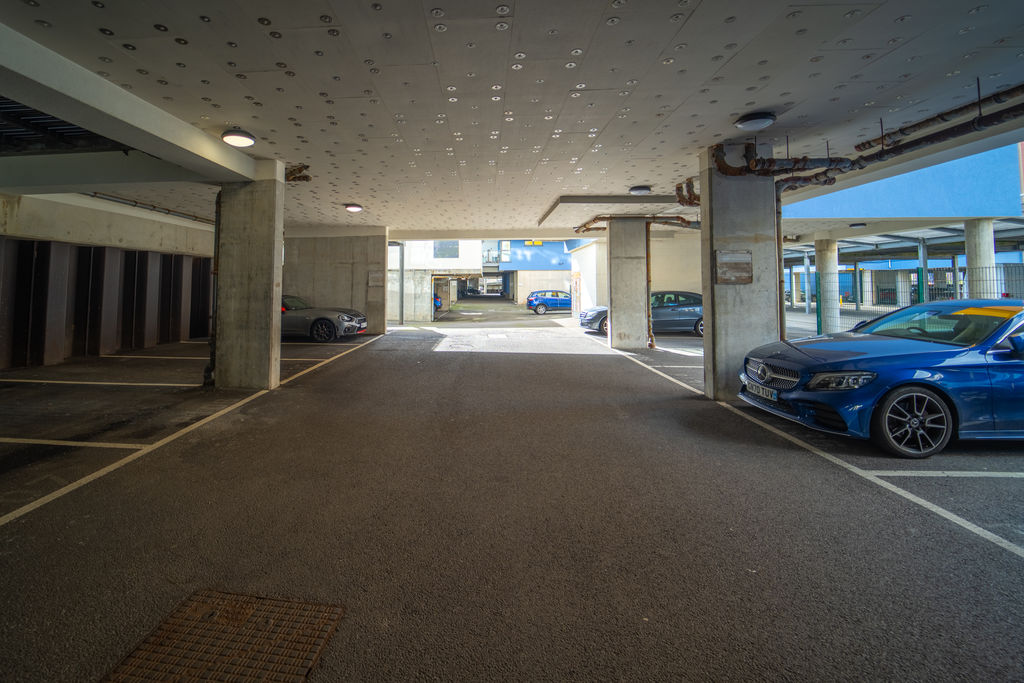 Parking- click for photo gallery